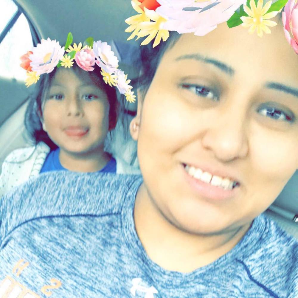 Meet your Posher, Mayra